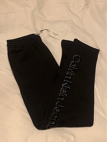 s Beden Calvin Klein spor alt