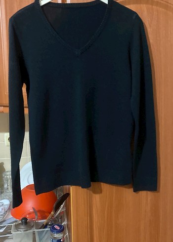 Siyah V Yaka Kadın Triko Kazak - Görsel 2