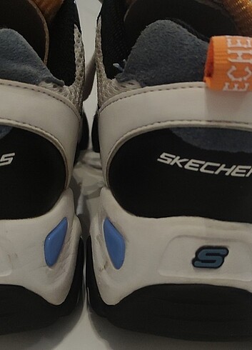 38 Beden Skechers d'lites