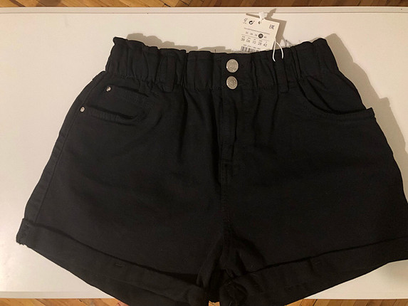 Bershka siyah şort