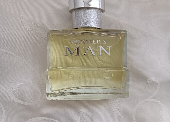 Kalıcı erkek parfümü