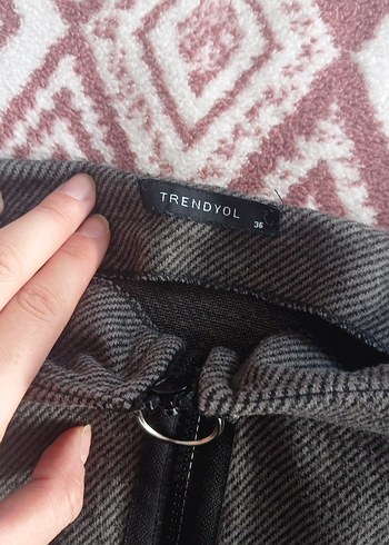 Trendyol Fermuarlı Mini Etek - Görsel 2