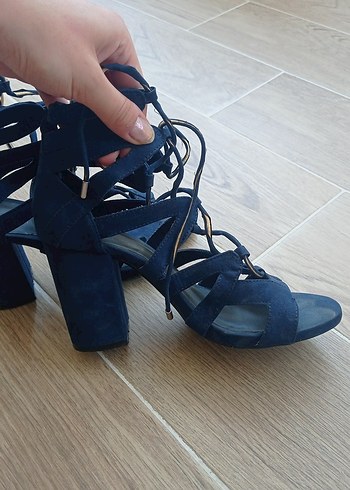 Lacivert Süet Kadın Sandalet, Tokalı, Kalın Topuklu - Görsel 5