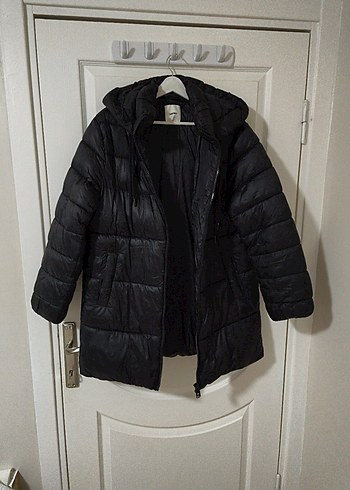 Koton Siyah Kapüşonlu Şişme Mont - Görsel 3