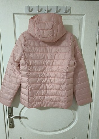 Pembe Kapüşonlu Kadın Mont - Görsel 2