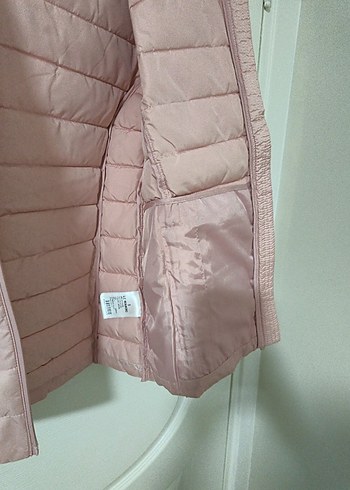 Pembe Kapüşonlu Kadın Mont - Görsel 4