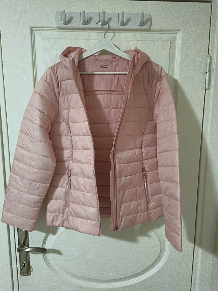 Pembe Kapüşonlu Kadın Mont - Görsel 3