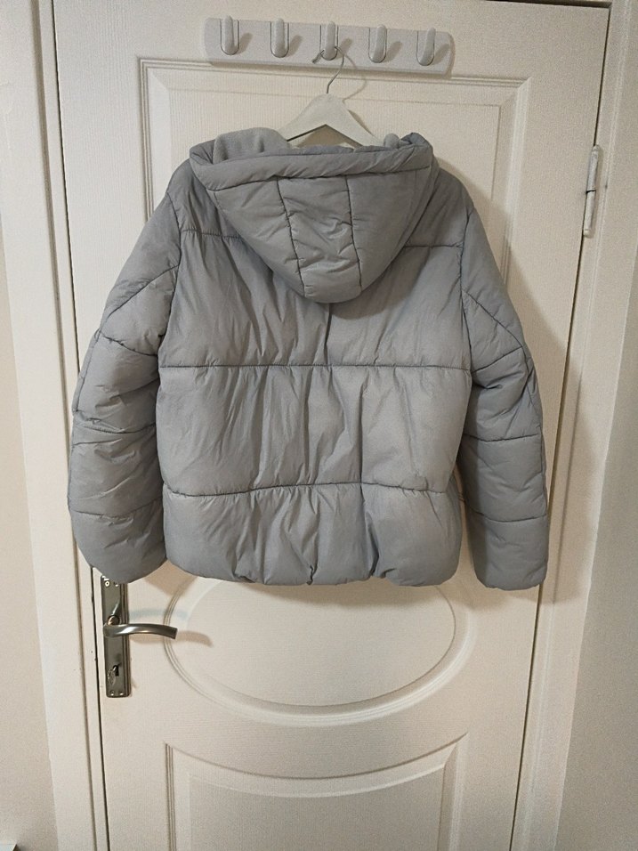 Gri kadın şişme Mont - Görsel 3