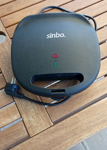 Sinbo Siyah Tost Makinesi