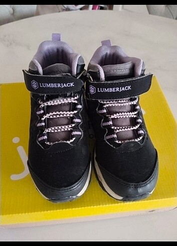 Lumberjack çocuk bot