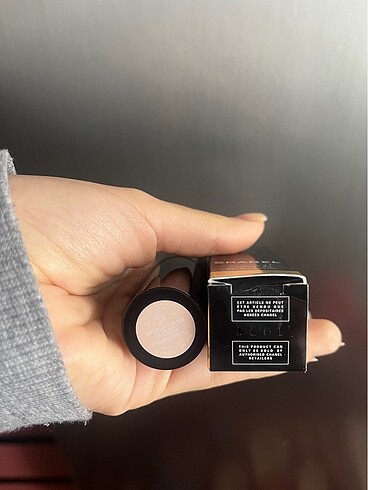 Beden Chanel baume essential transparent stick aydınlatıcı