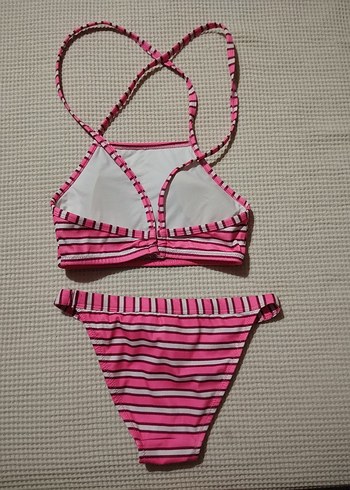 xs Beden Pembe Çizgili İnce Askılı Bikini Takımı