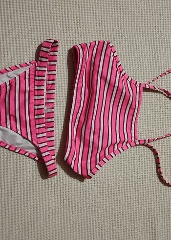 Penti Pembe Çizgili İnce Askılı Bikini Takımı