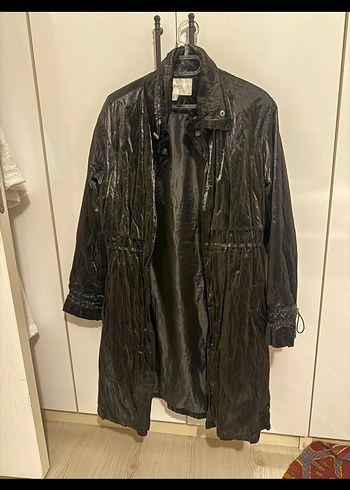 Siyah Deri Uzun Kadın Mont - Görsel 3