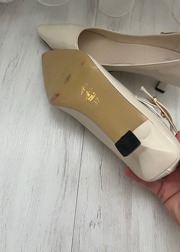 Bej Stiletto Topuklu Kadın Klasik Ayakkabı - Görsel 4