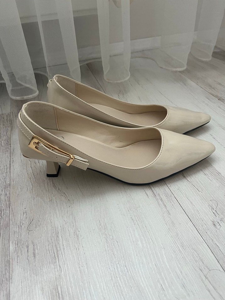 Bej Stiletto Topuklu Kadın Klasik Ayakkabı - Görsel 2