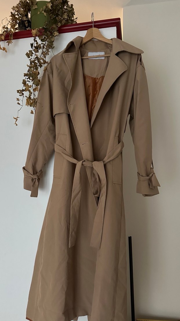 Bej Uzun Kemerli Kadın Trençkot - Görsel 2