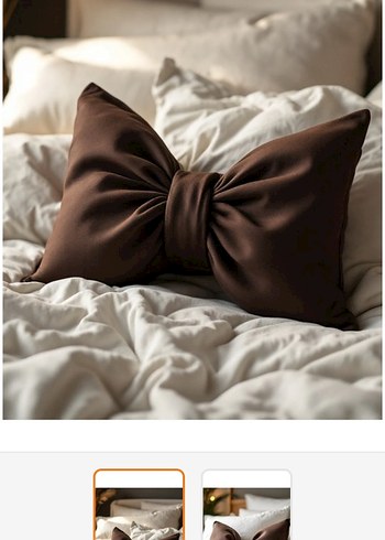 Fiyonk Detaylı Dekoratif Yastık - Görsel 3