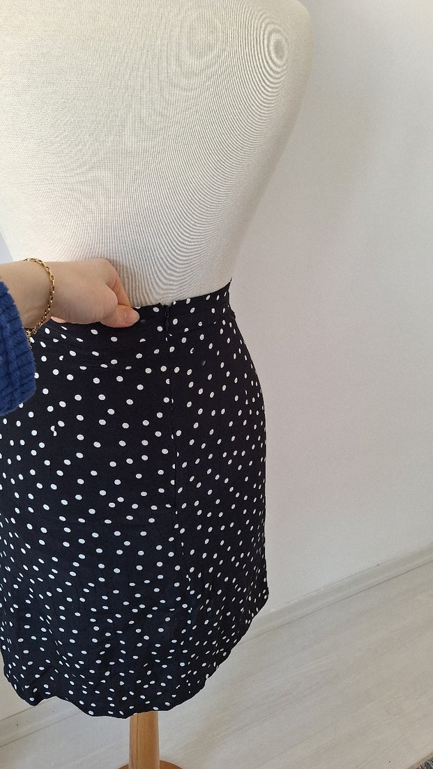 Puantiyeli Midi etek - Görsel 3