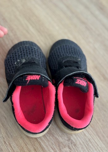 Kız Çocuk Siyah-Pembe Nike Spor Ayakkabı - Görsel 3