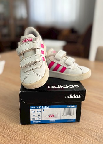 Adidas 22