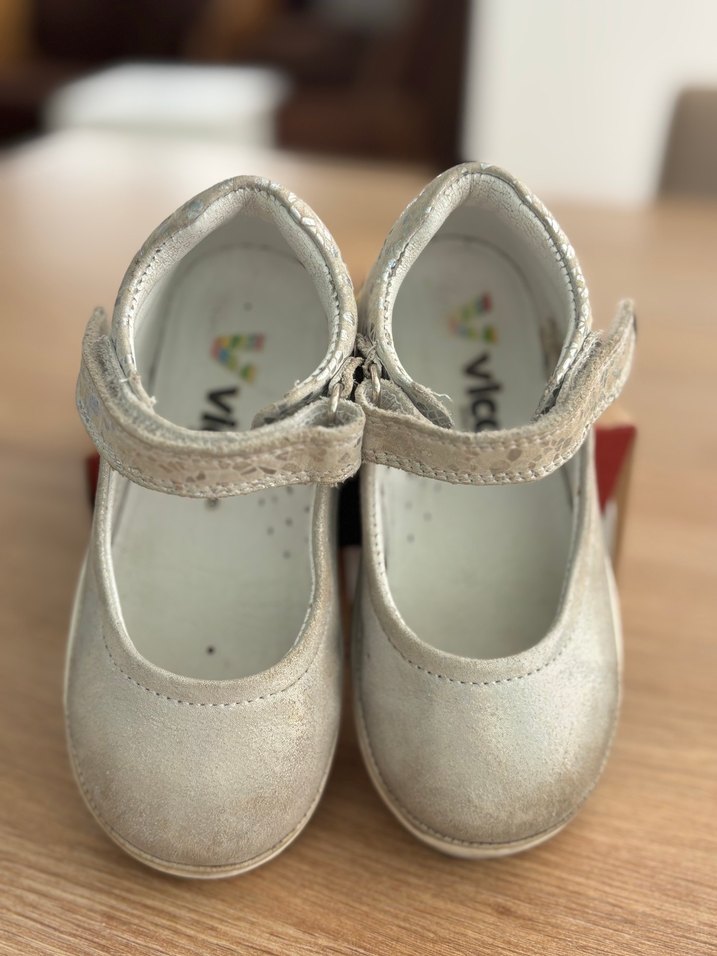 Vicco marka Beyaz Cırtlı Babet Ayakkabı - Görsel 3