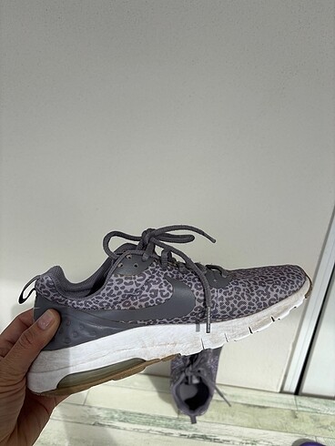 Nike Nike air hafif spor ayakkabı