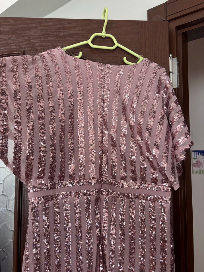 Işıltılı gece elbisesi! 1 kez giyildi - Görsel 5