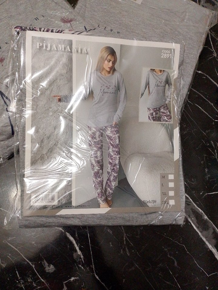 Gri Desenli Kadın Pijama Takımı Uzun Kollu SM uyumlu - Görsel 3