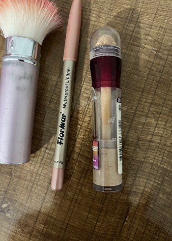 Bej Makyaj Fırçası, Kalem ve Kapatıcı Seti - Görsel 2