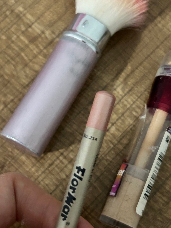 Bej Makyaj Fırçası, Kalem ve Kapatıcı Seti - Görsel 3