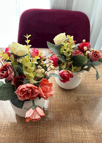 Beyaz Saksıda Pastel Renkli Yapay Çiçekler - Görsel 3