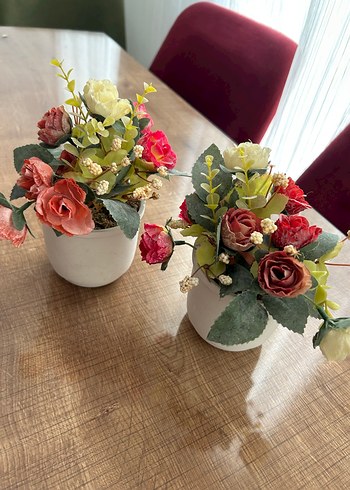 Beyaz Saksıda Pastel Renkli Yapay Çiçekler - Görsel 2