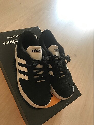 Adidas ayakkabı