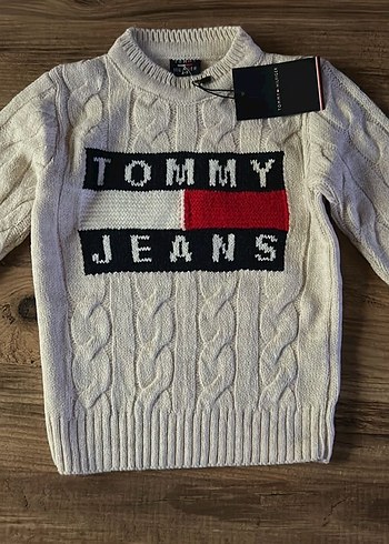 Tommy Hilfiger 4 Yaş
