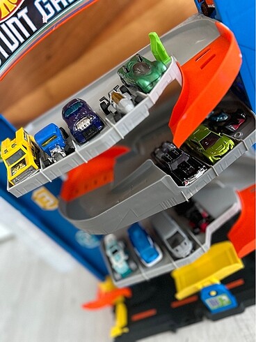  Hotwheels garaj