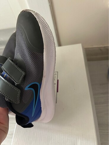 26 Beden gri Renk Nike orijinal ayakkabı