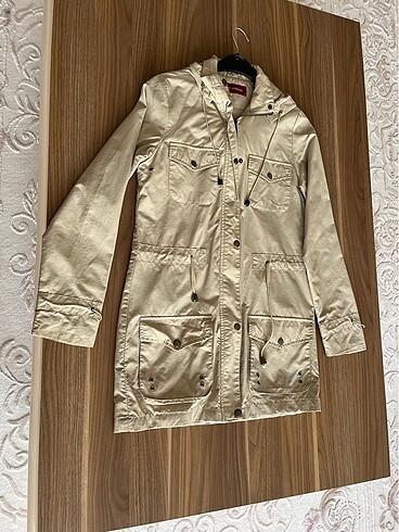 LC Waikiki Yağmurluk