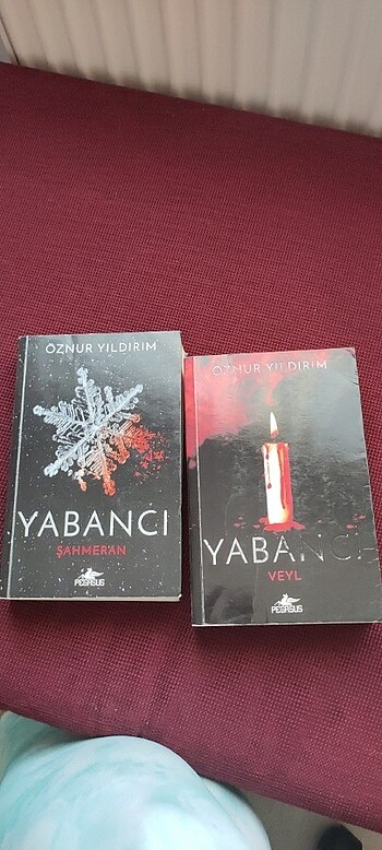 Yabancı 1 ve 2. Kitap Şahmeran, veyl