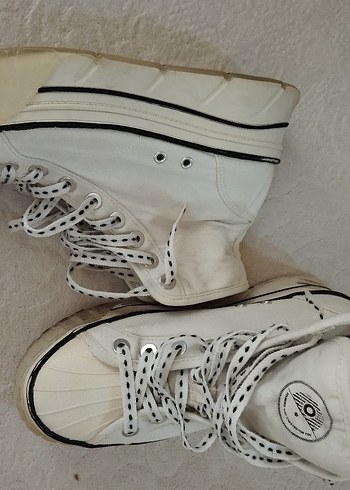 37 Beden yüksek taban convers