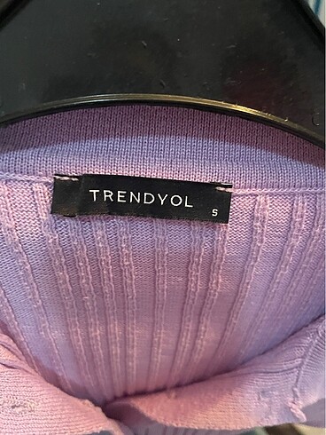 Trendyol & Milla lila dar triko