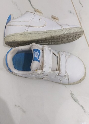 Nike Nike kız ayakkabısı orijinal 