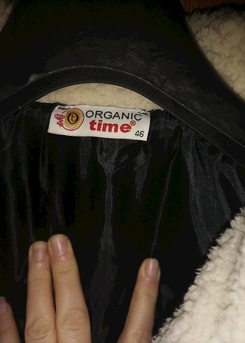 Düğmeli Siyah Kadın Kışlık Mont - Görsel 3