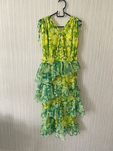 Kat kat tüllü elbise - Görsel 5