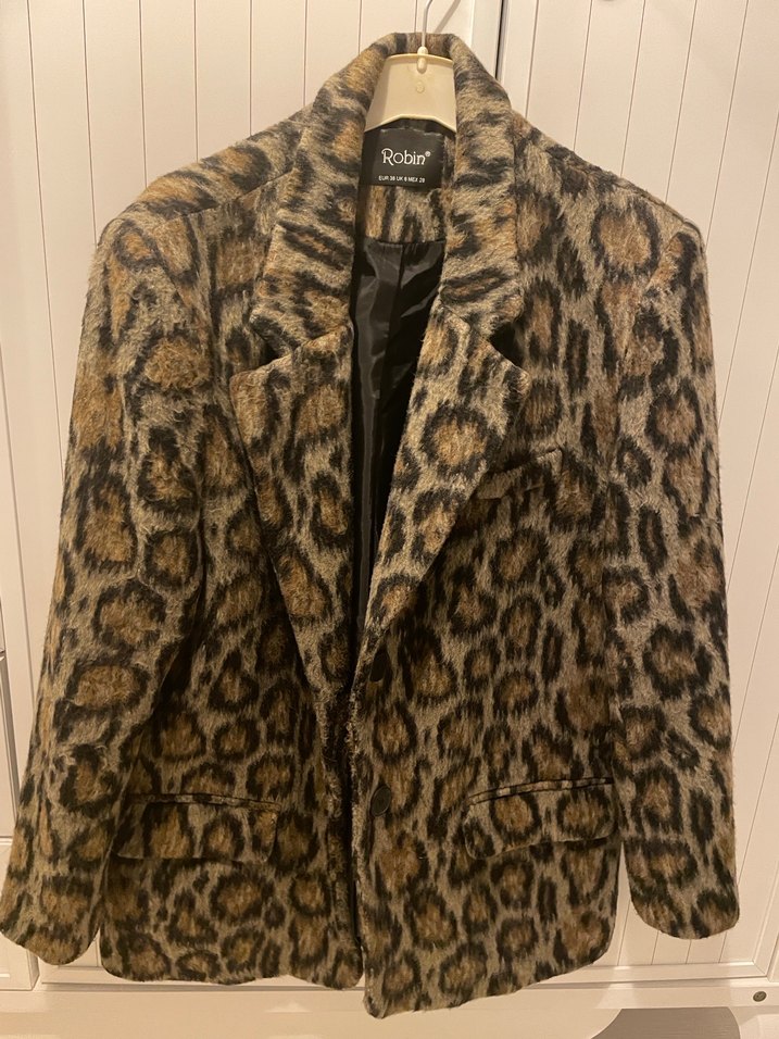 Kahverengi Desenli Kadın Blazer - Görsel 2