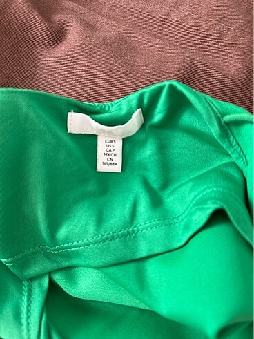 s Beden H&M yeşil askılı elbise