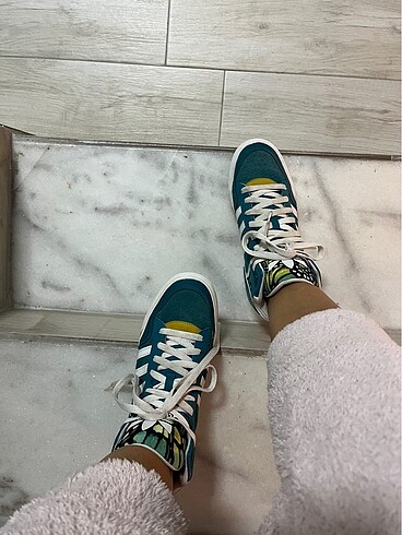 39 Beden Adidas ayakkabı