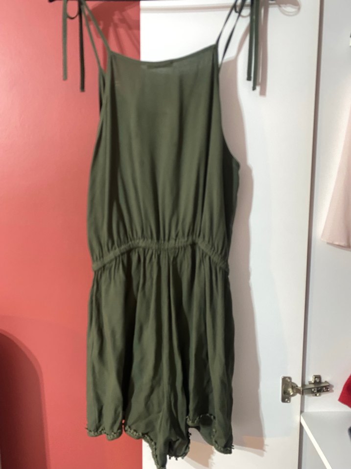 Yeşil Askılı Kemerli Kadın Mini Tulum - Görsel 5