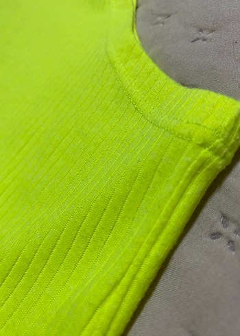 Kız çocuk  Sarı Yüksek Yakalı Atlet - Görsel 6