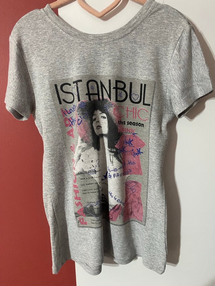 Gri Baskılı Kız Çocuk  Tişörtü - Görsel 3